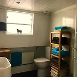 Σαλέ Spacious Homely House Boat Άμστερνταμ